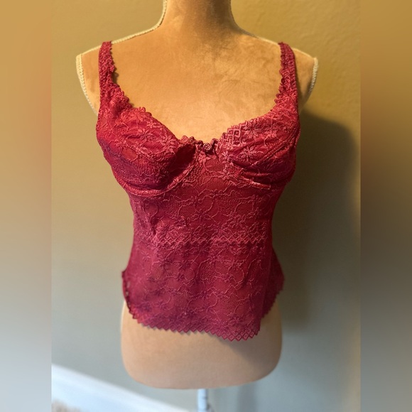 Burgundy lace lingerie camitank - Picture 2 of 10